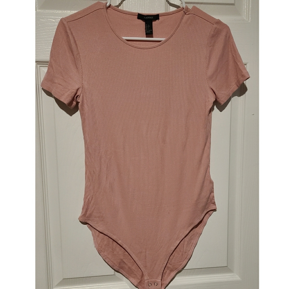Cute 💖 Pink Forever 21 Bodysuit Size L Never Worn